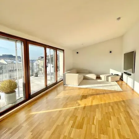 Apartment Penthouse Am Waldplatz *